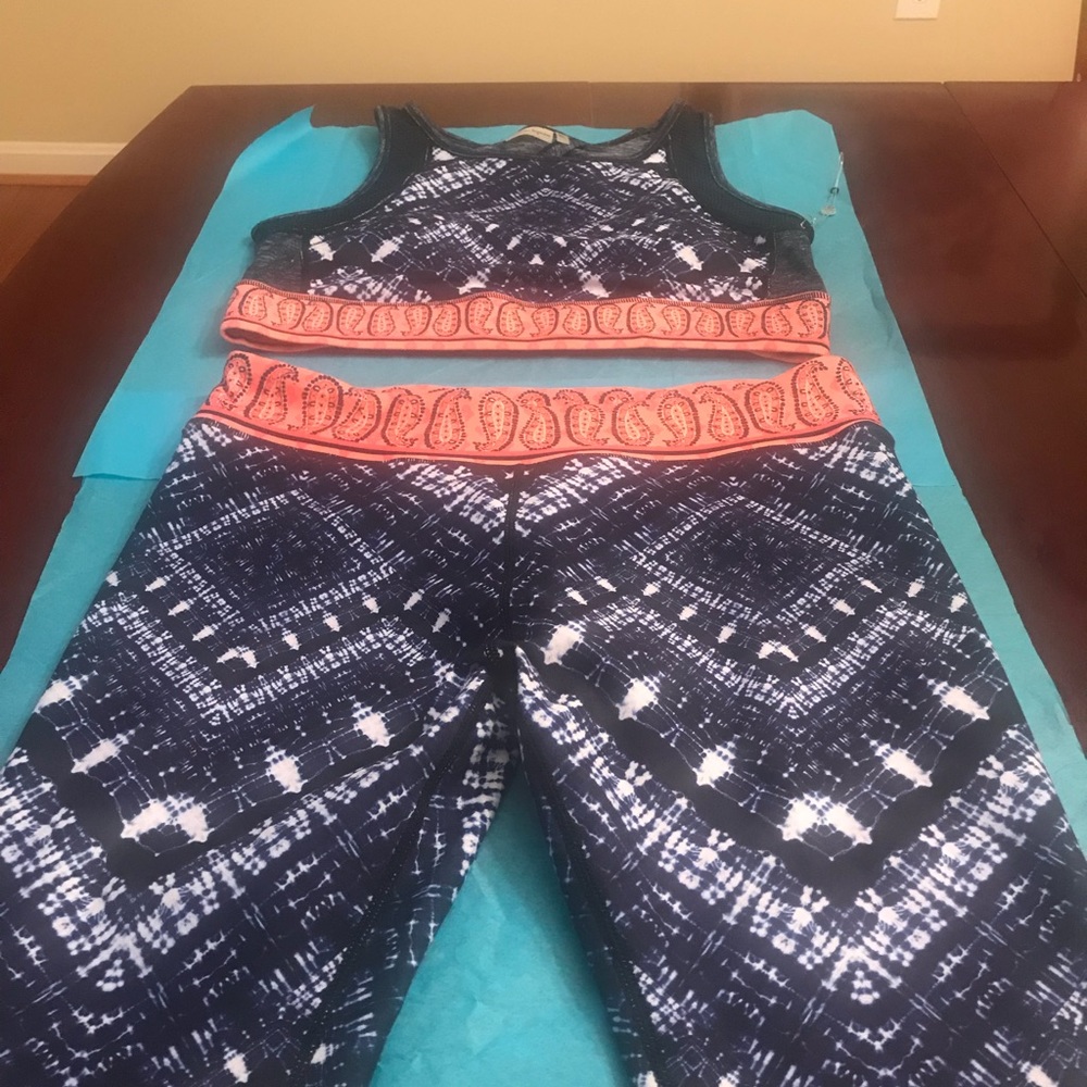 Nanette Lapore workout capris and crop/bra top XL.